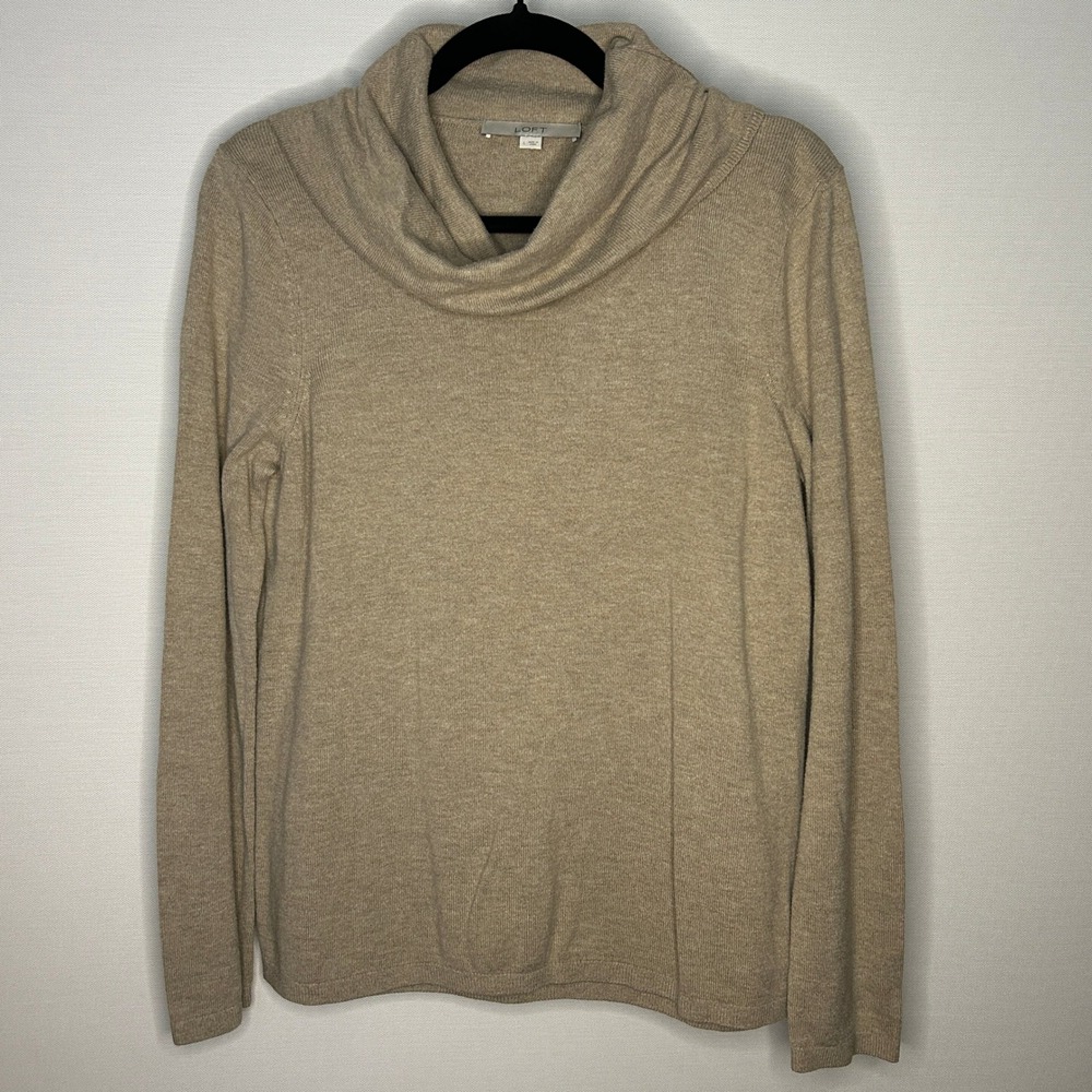 Ann Taylor LOFT Women's Large Tan Cowl Neck‎ Long Sleeve Knit Pullover Sweater